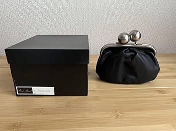 KAWA-KAWA kuchigane がま口のバック※お値下げ中 カワカワのがま口 ショルダーバッグ kuchigane | 送料無料